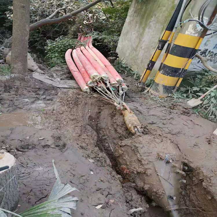 邯山拖拉管